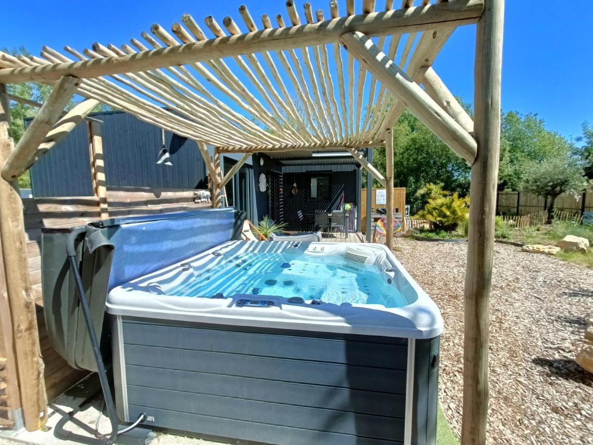 Apb Spa Locations Avec Jacuzzi Privatif Saint-Jean-de-Monts Exterior photo