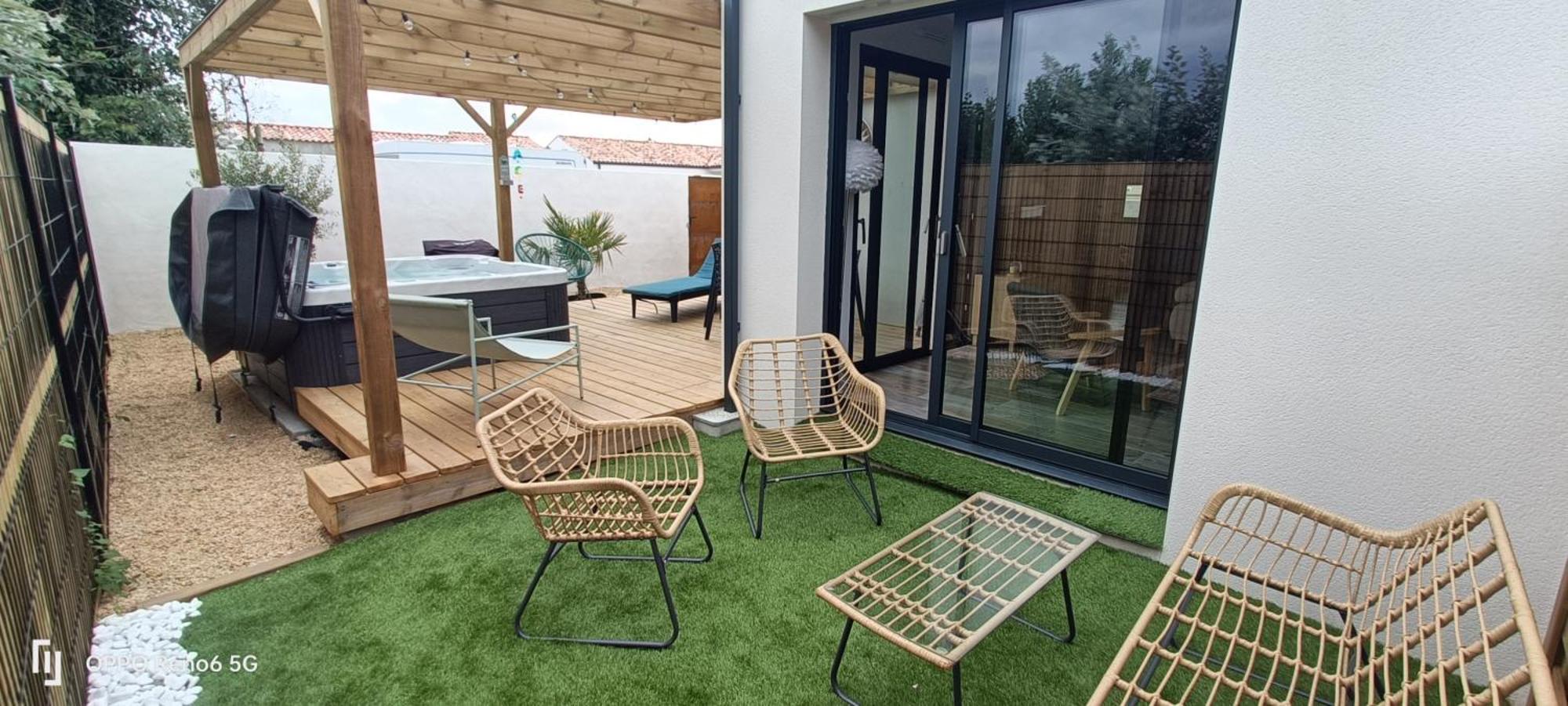 Apb Spa Locations Avec Jacuzzi Privatif Saint-Jean-de-Monts Exterior photo
