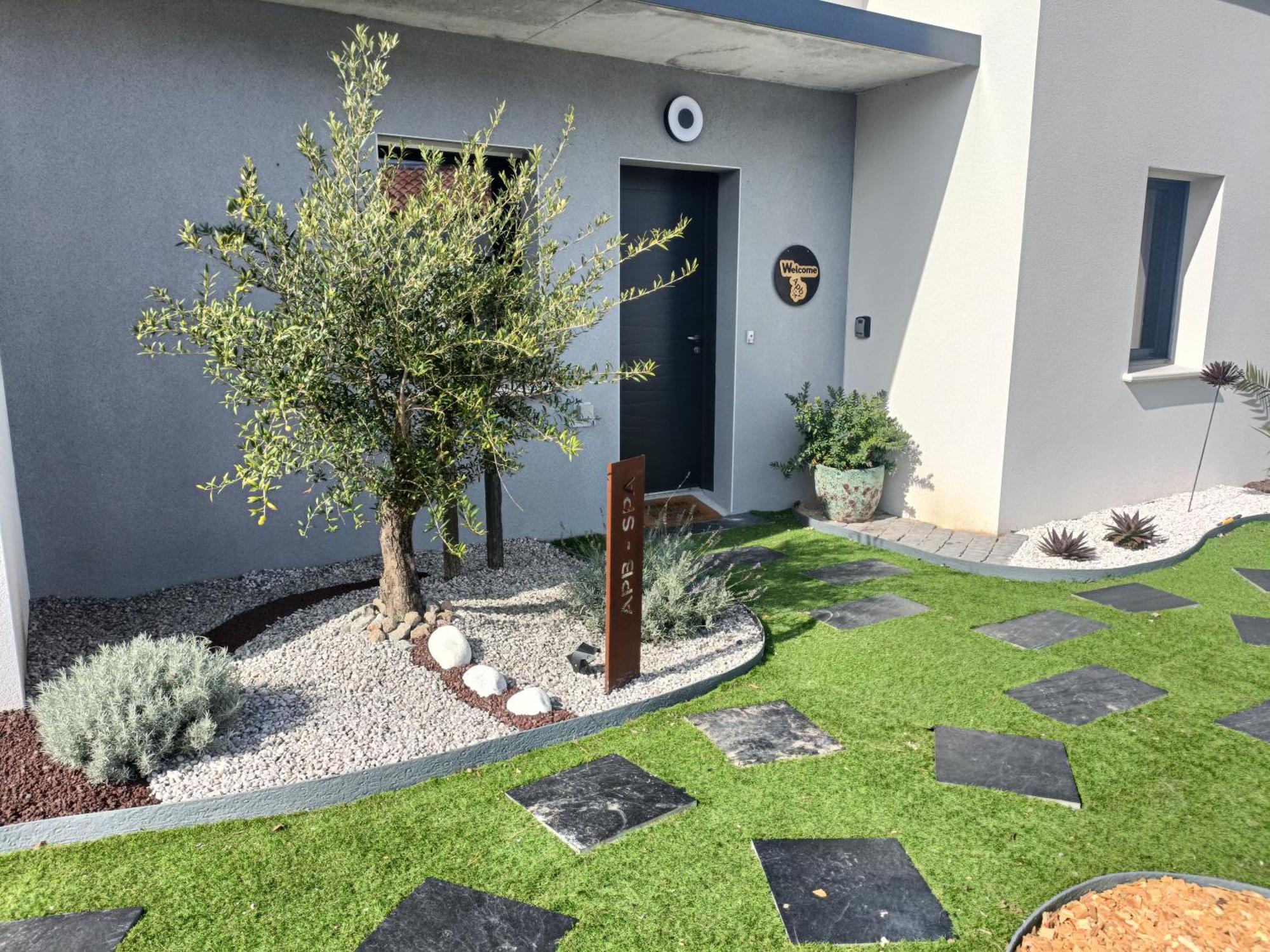 Apb Spa Locations Avec Jacuzzi Privatif Saint-Jean-de-Monts Exterior photo